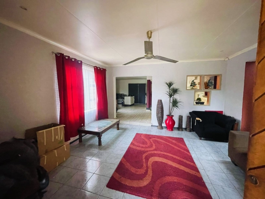 8 Bedroom Property for Sale in Dalpark Ext 1 Gauteng