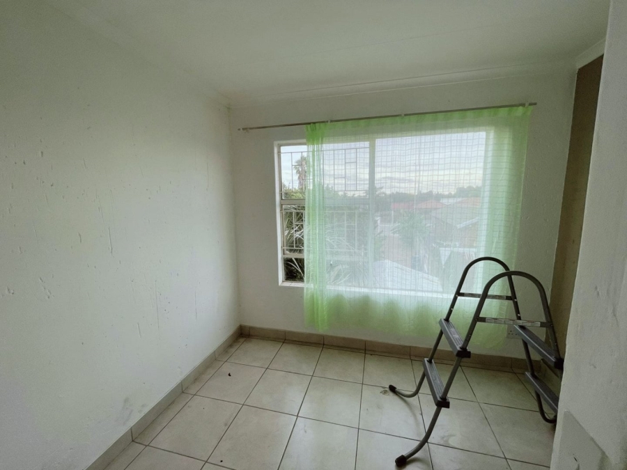 8 Bedroom Property for Sale in Dalpark Ext 1 Gauteng