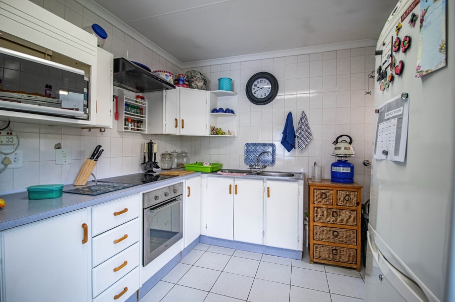 3 Bedroom Property for Sale in Bardene Gauteng