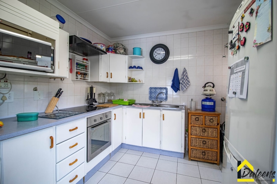 3 Bedroom Property for Sale in Bardene Gauteng