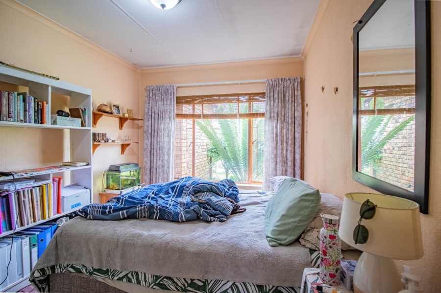 3 Bedroom Property for Sale in Bardene Gauteng