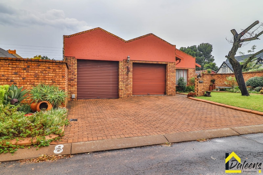 3 Bedroom Property for Sale in Bardene Gauteng