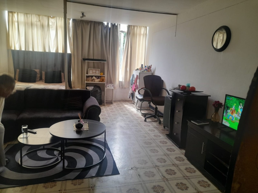 1 Bedroom Property for Sale in Arcadia Gauteng