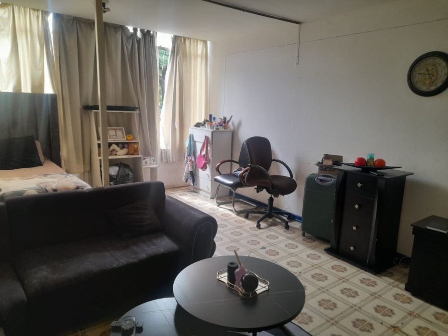 1 Bedroom Property for Sale in Arcadia Gauteng
