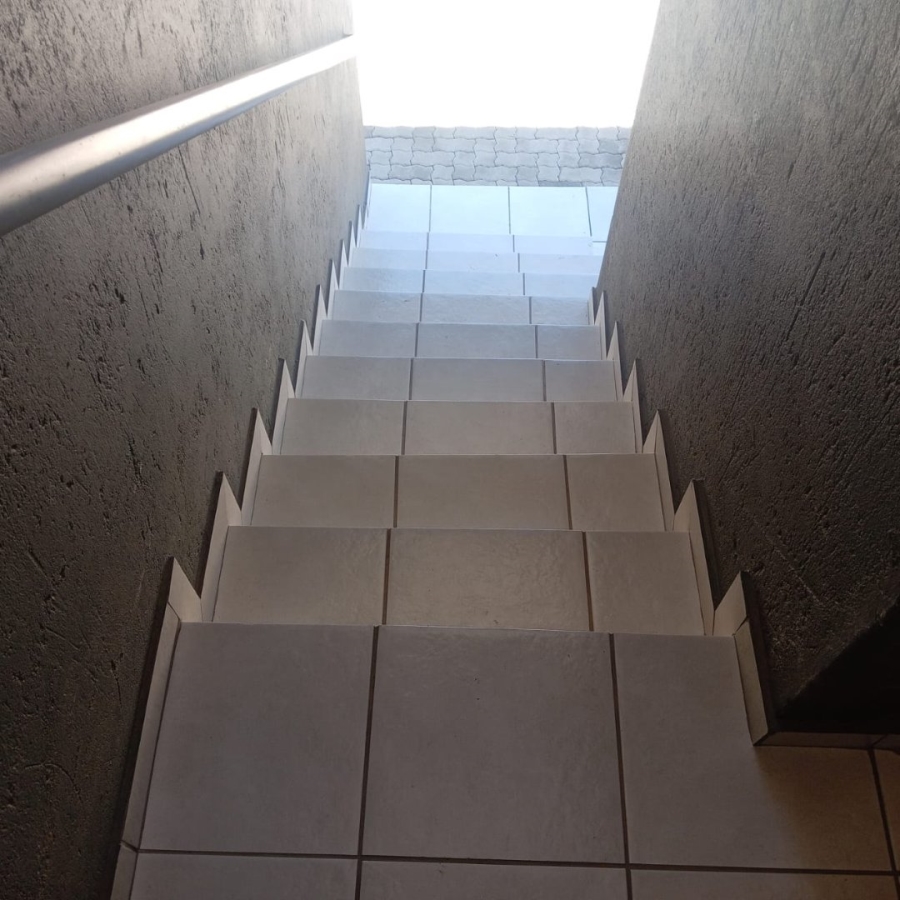 2 Bedroom Property for Sale in Cloverdene Gauteng