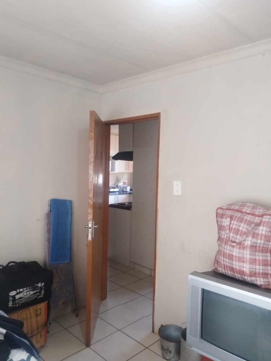 2 Bedroom Property for Sale in Soshanguve East Ext 5 Gauteng
