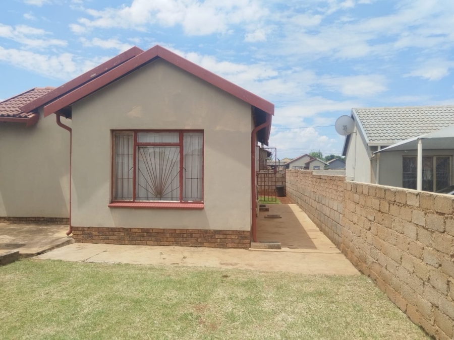 2 Bedroom Property for Sale in Soshanguve East Ext 5 Gauteng