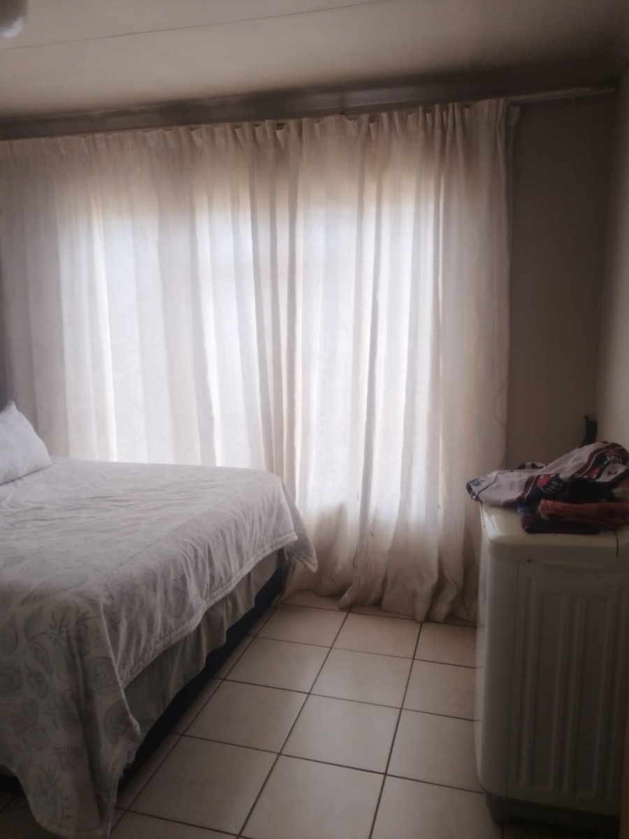 2 Bedroom Property for Sale in Soshanguve East Ext 5 Gauteng