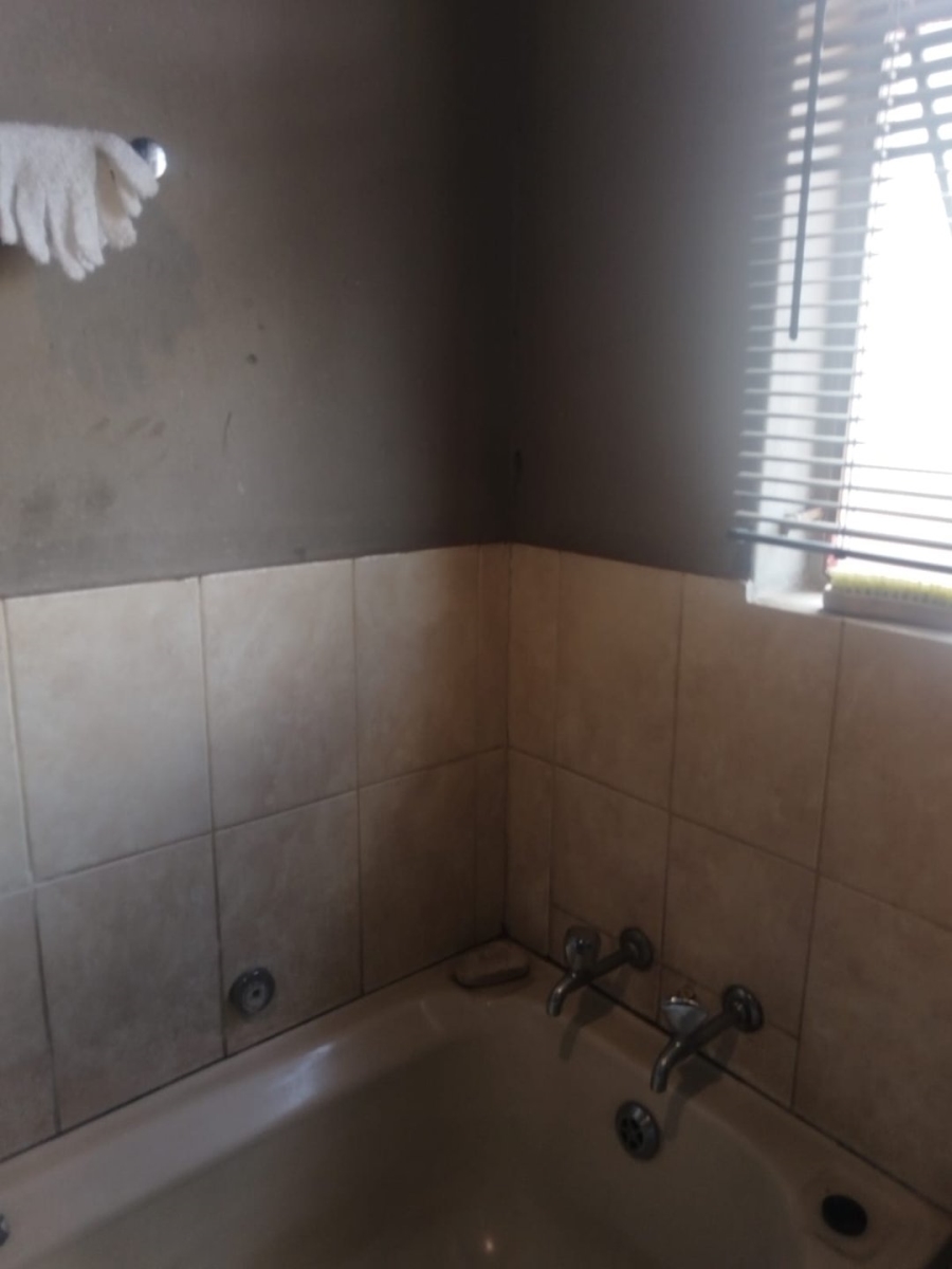 2 Bedroom Property for Sale in Soshanguve East Ext 5 Gauteng