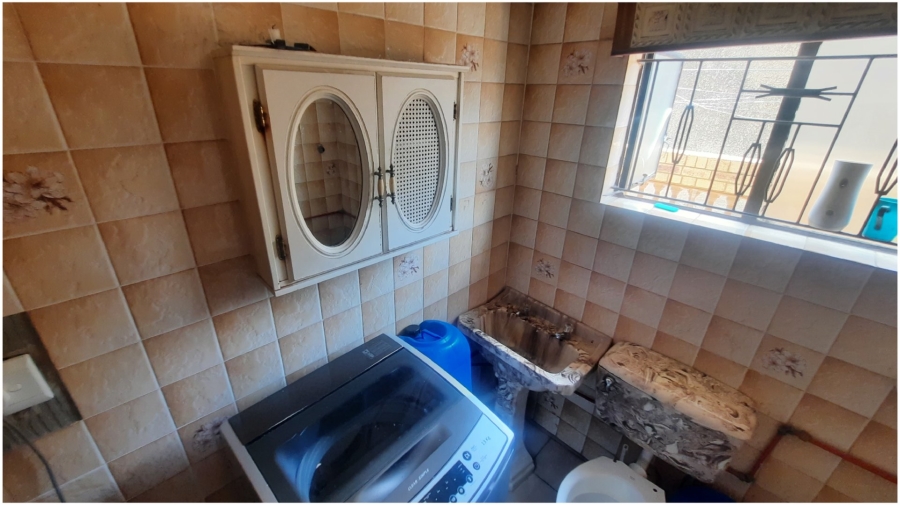 3 Bedroom Property for Sale in Emfihlweni Gauteng