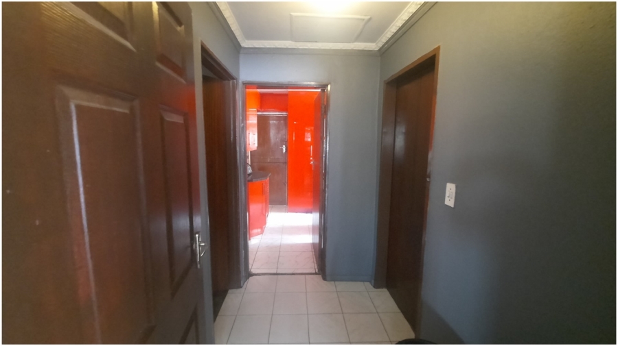 3 Bedroom Property for Sale in Emfihlweni Gauteng