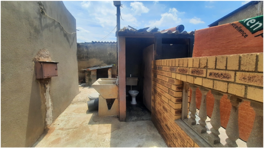 3 Bedroom Property for Sale in Emfihlweni Gauteng