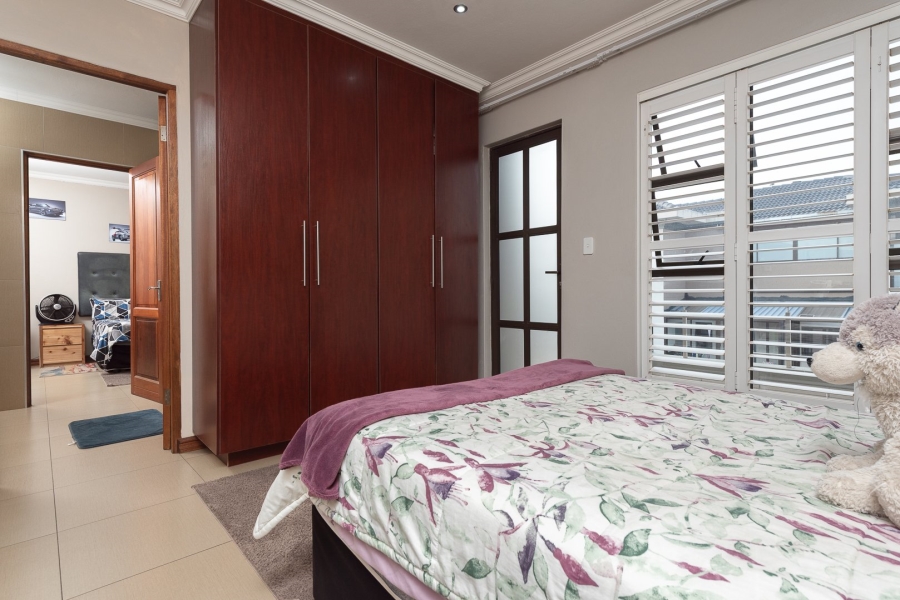 5 Bedroom Property for Sale in Meyersdal Nature Estate Gauteng