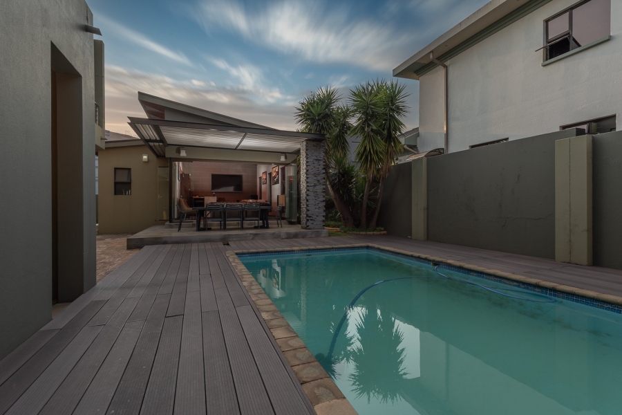 5 Bedroom Property for Sale in Meyersdal Nature Estate Gauteng