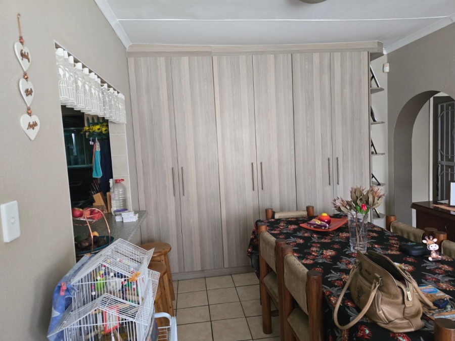 3 Bedroom Property for Sale in Barvallen Gauteng