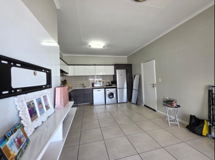 1 Bedroom Property for Sale in Malakite Gauteng