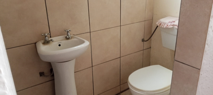 To Let 1 Bedroom Property for Rent in Krugersdorp North Gauteng