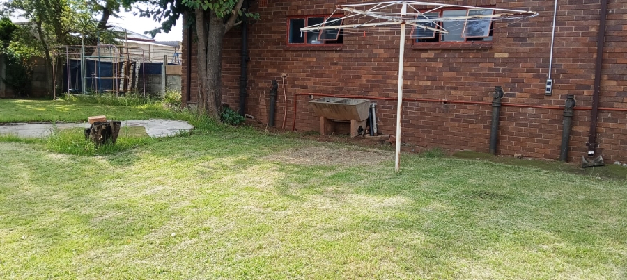 To Let 1 Bedroom Property for Rent in Krugersdorp North Gauteng