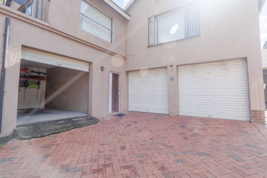 4 Bedroom Property for Sale in Eden Glen Gauteng