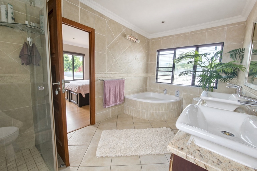 3 Bedroom Property for Sale in Sunward Park Gauteng