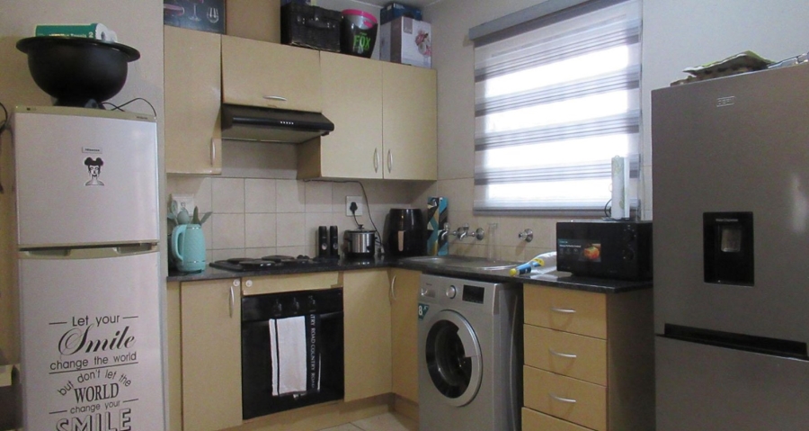 1 Bedroom Property for Sale in Klippoortje Gauteng