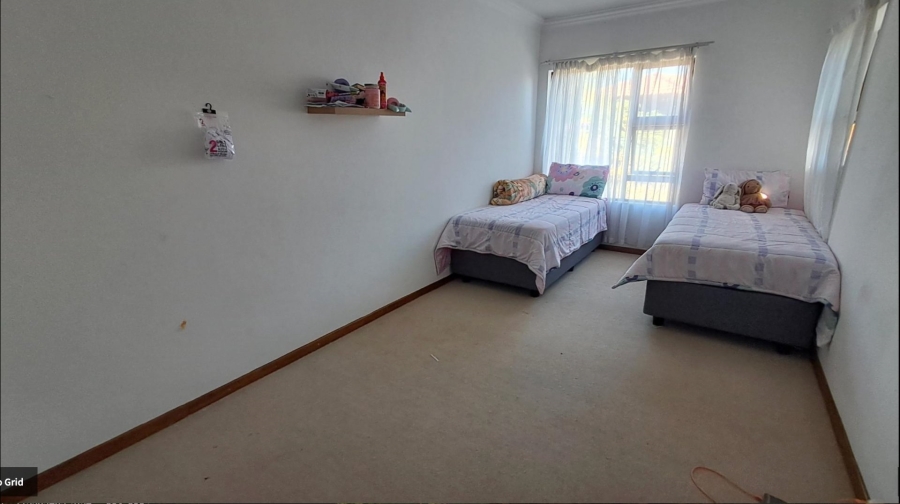3 Bedroom Property for Sale in Broadacres Gauteng