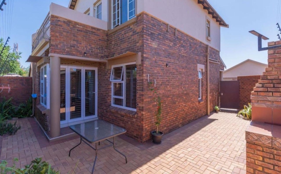 3 Bedroom Property for Sale in Jansenpark Gauteng