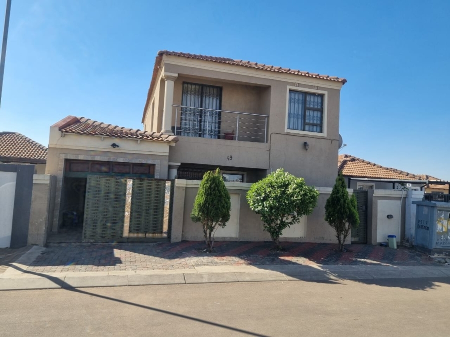 3 Bedroom Property for Sale in Buhle Park Gauteng
