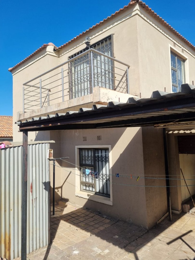 3 Bedroom Property for Sale in Buhle Park Gauteng