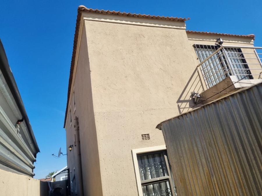 3 Bedroom Property for Sale in Buhle Park Gauteng