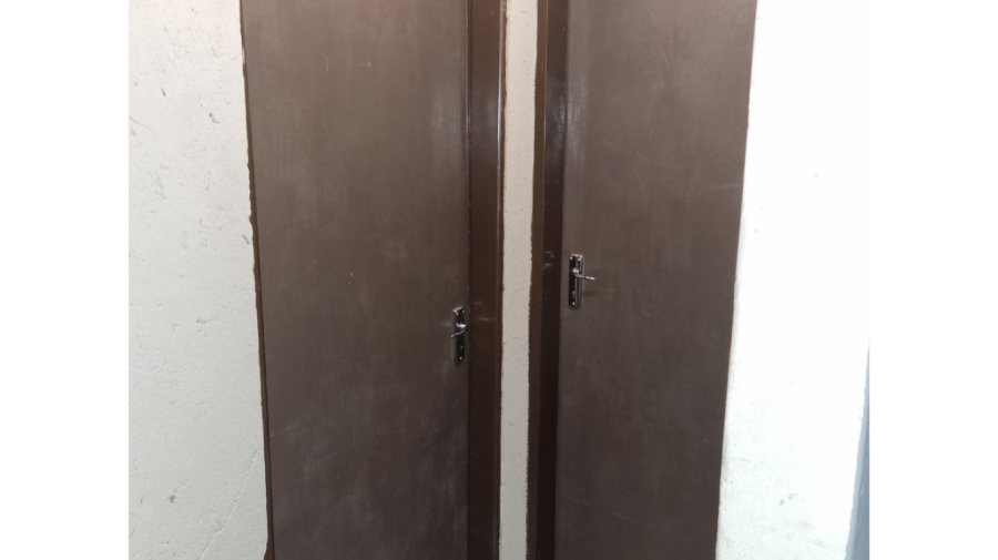 2 Bedroom Property for Sale in Clayville Gauteng