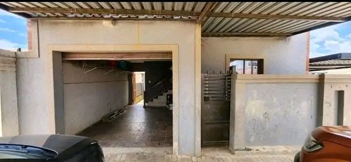 2 Bedroom Property for Sale in Clayville Gauteng