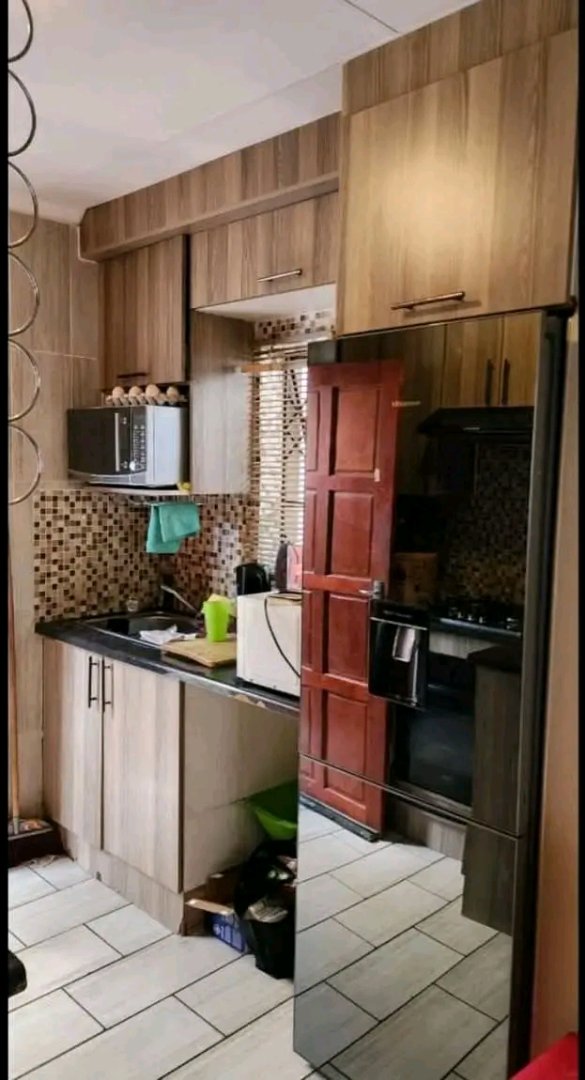 2 Bedroom Property for Sale in Clayville Gauteng