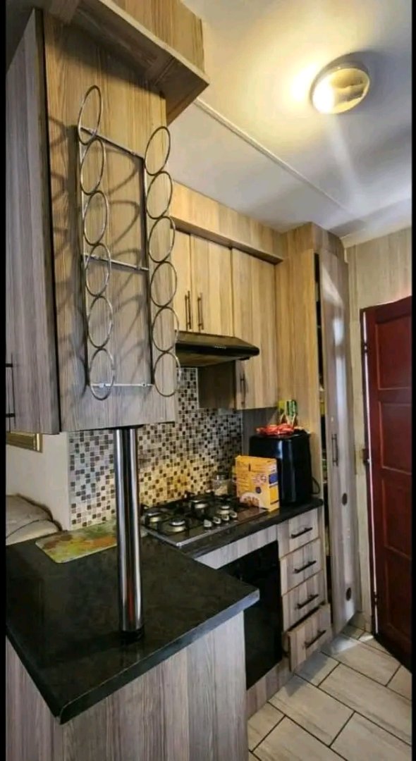 2 Bedroom Property for Sale in Clayville Gauteng