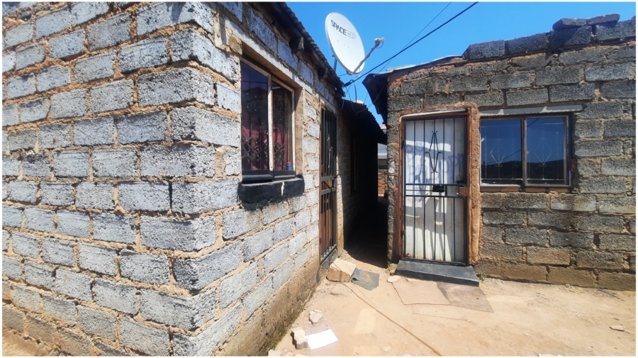 2 Bedroom Property for Sale in Tembisa Central Gauteng