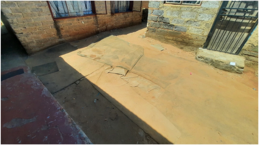 2 Bedroom Property for Sale in Tembisa Central Gauteng