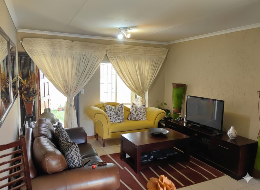 2 Bedroom Property for Sale in Ormonde View Gauteng