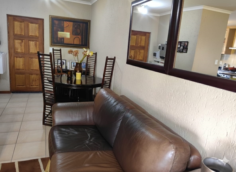 2 Bedroom Property for Sale in Ormonde View Gauteng