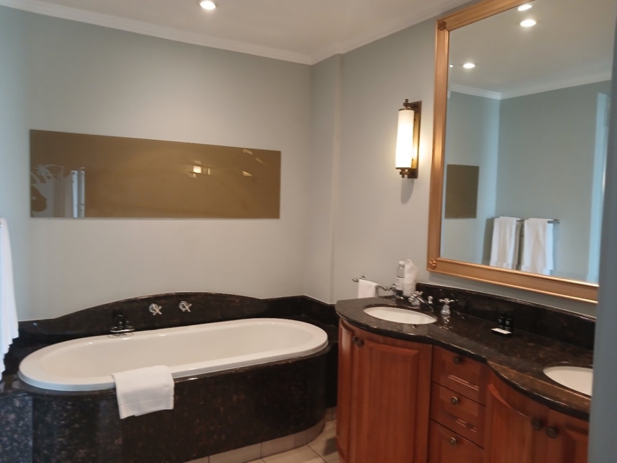 2 Bedroom Property for Sale in Sandton Central Gauteng