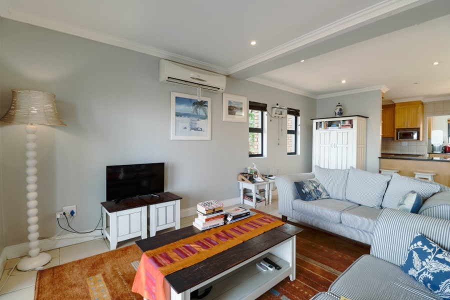 To Let  Bedroom Property for Rent in Aquavista Mountain Estate Gauteng