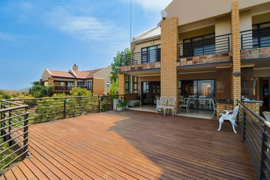 To Let  Bedroom Property for Rent in Aquavista Mountain Estate Gauteng