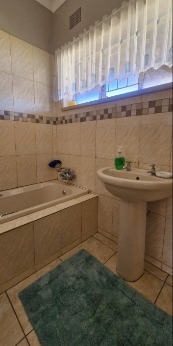 3 Bedroom Property for Sale in Marlands Gauteng