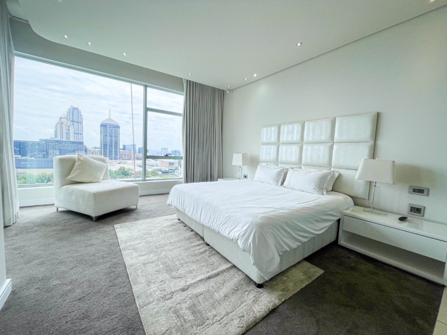 To Let 2 Bedroom Property for Rent in Sandhurst Gauteng