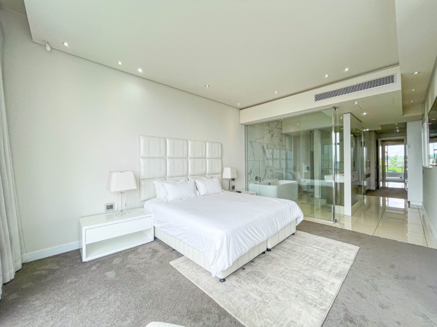 To Let 2 Bedroom Property for Rent in Sandhurst Gauteng