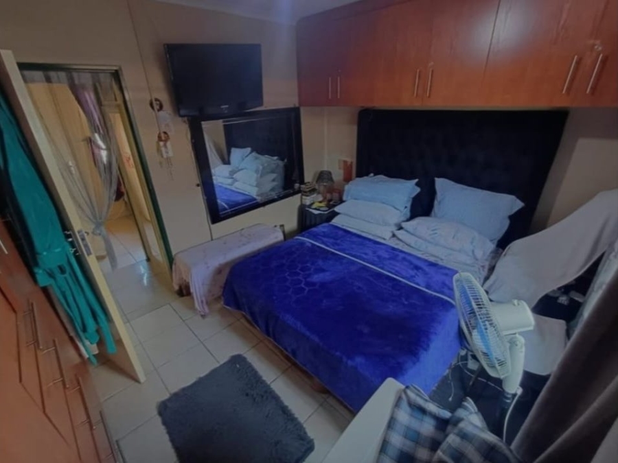 2 Bedroom Property for Sale in Elandspoort Gauteng