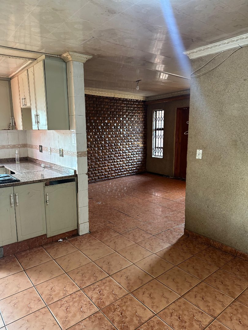 2 Bedroom Property for Sale in Mfundo Park Gauteng