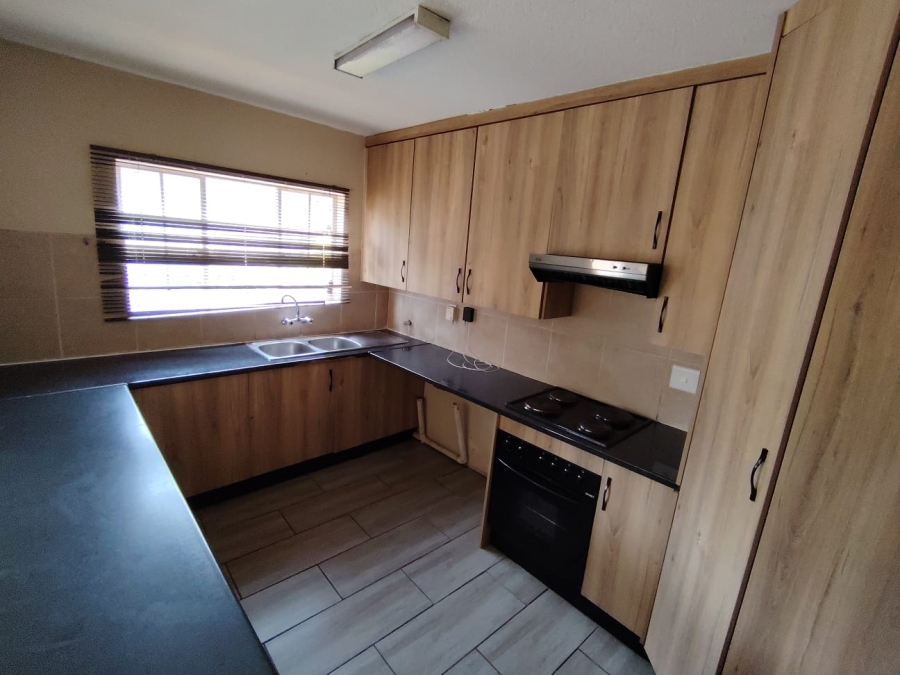 3 Bedroom Property for Sale in Heuwelsig Estate Gauteng