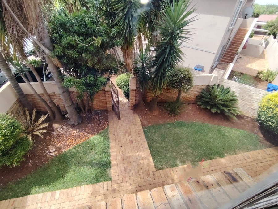 3 Bedroom Property for Sale in Heuwelsig Estate Gauteng