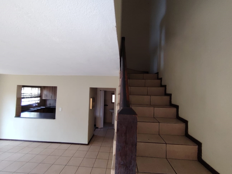 3 Bedroom Property for Sale in Heuwelsig Estate Gauteng