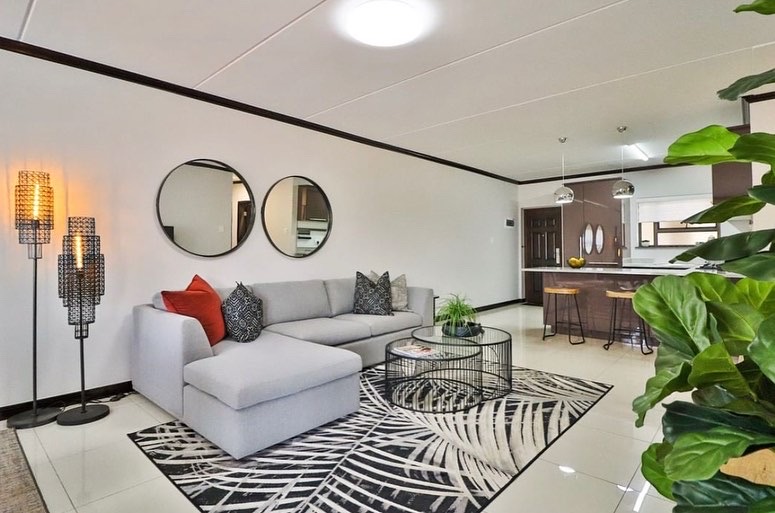 To Let 2 Bedroom Property for Rent in Broadacres Gauteng